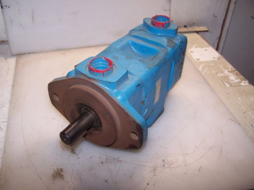 NEW VICKERS FIXED DISPLACEMENT DOUBLE VANE HYDRAULIC PUMP V2020-1F13S8S-1AA30