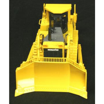 FIRST GEAR Komatsu D375A Bulldozer Crawler w/ Ripper Tractor Collector Toy 1/50
