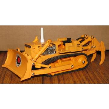 Komatsu D355A Bulldozer Crawler Toy 1/50 McCallister Equipment  Yonezawa Diapet