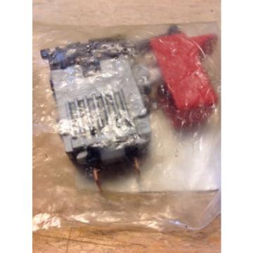 New BOSCH ON-OFF Switch  Part Number: 2607200489 (G34P)