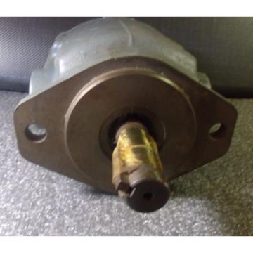 Fluid Power Controls Hydraulic Pump 43106-147