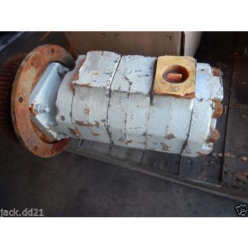 Commercial Intertech Hydraulic Gear Pump 316-9320-330 / 186204-1