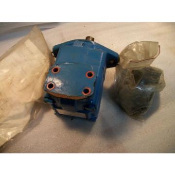 Vickers Hydraulic Pump Model Number 25V21A  or  1A22R or 2137117-1
