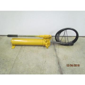 Enerpac P-80 HydraulicHand Pump With Hose and Coupler 6&#039; Hose