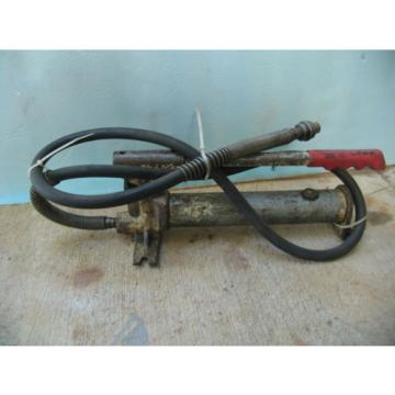 Hydraulic 16&#034; long Hand Pump w/6&#039; Hi-Pressure hose+ quick-connect