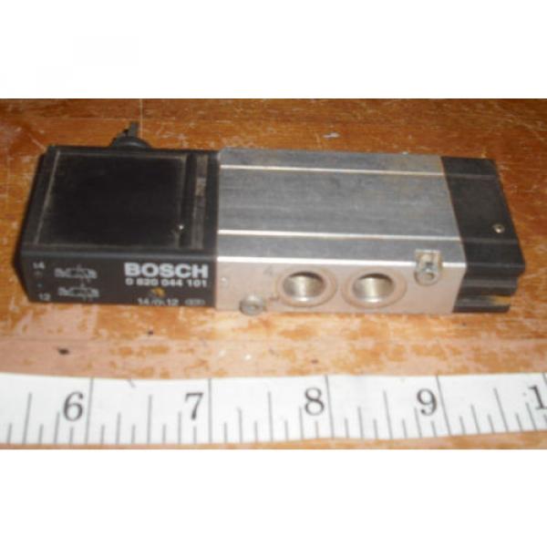 Bosch Canada Canada Rexroth 0 820 044 101  0820044101  DIRECTION CONTROL VALVE #1 image