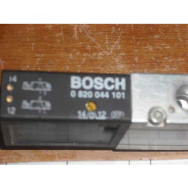 Bosch Canada Canada Rexroth 0 820 044 101  0820044101  DIRECTION CONTROL VALVE #6 image