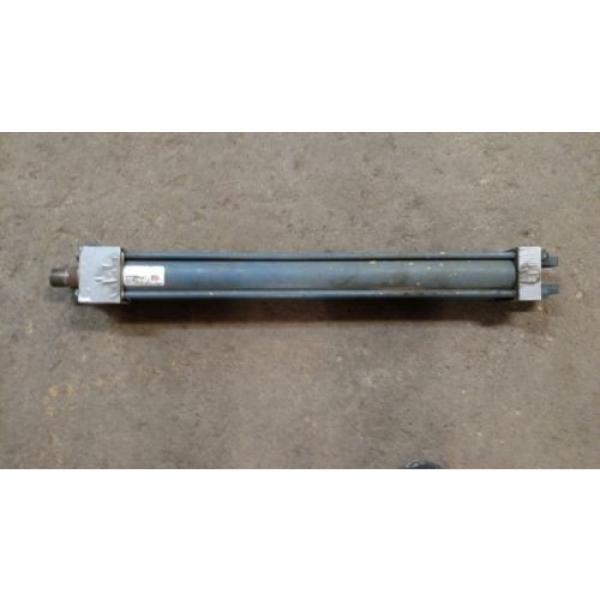 Rexroth Australia India Cylinder 2-1/2&#034; Bore x 24&#034; Stroke MP1-HH C-406566-0240 #1 image