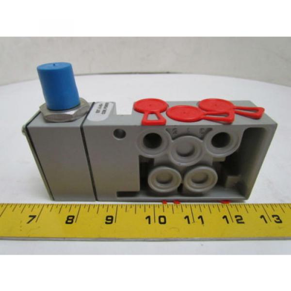 Rexroth Russia Russia Bosch R432025832 ISO 261 Single Base 3/8&#034; and 1/8&#034; NPT Ports NIB #3 image