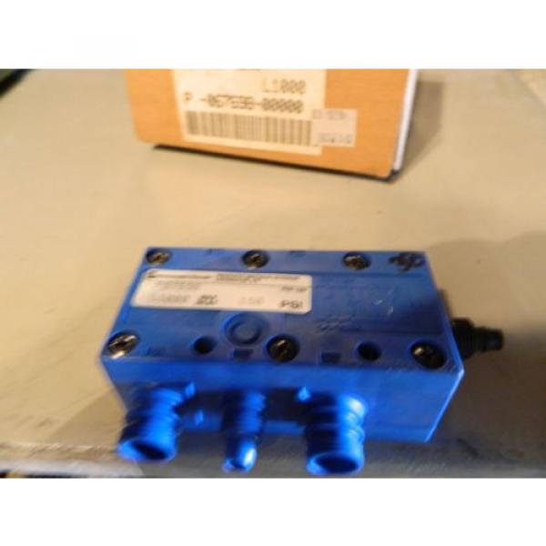 REXROTH France Italy P-067698-00000 TYPE 740 VALVE #3 image