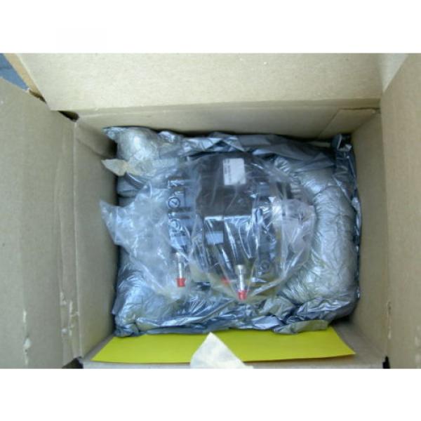 New in Box Komatsu R6754-72-1012  Diesel Fuel Injection Pump Assembly RMAN #9 image