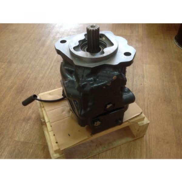 KOMATSU hydraulic oil pump  part no. 708-1W-00740 #3 image