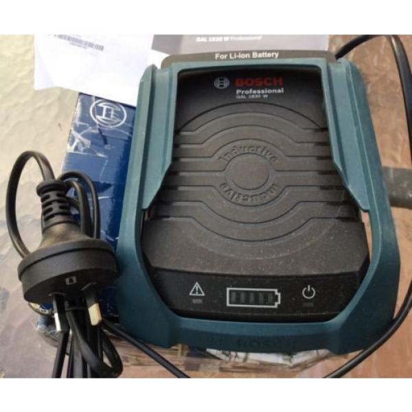 BOSCH PRO WIRELESS INDUCTIVE Li-ion BATTERY CHARGER model GAL1830W - GENUINE #2 image