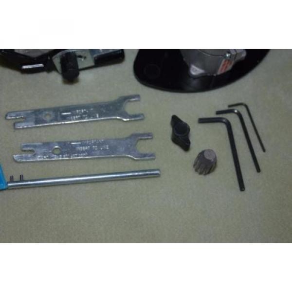 BOSCH 1609A Laminate Trim Router Kit in Case with extra bits #4 image