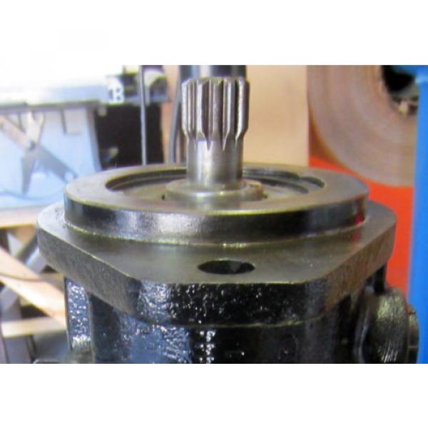 Sauer Danfoss Hydraulic Pump Motor MMF025CAERCXNNN MMF025C-AE-RCX-NNN #6 image