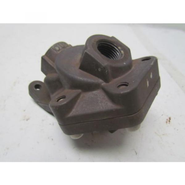 Rexroth P52935-4 Aluminum quick exhaust valve 1/2#034;NPT #6 image