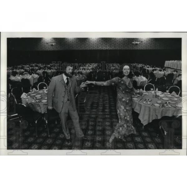 1979 Press Photo John &amp; Patty Linde dancing at Grand Ballroom of Hilton Hotel #1 image