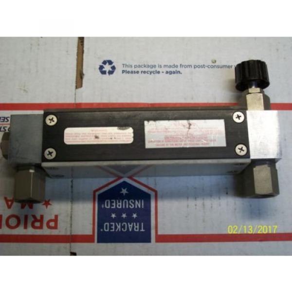UNION CARBIDE LINDE GLASS TUBE FLOW METER  R-8M-75-1 , S-925-J-193-AAA #4 image