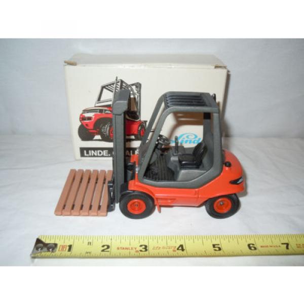 Linde Fork Lift   By Schuco/Gama  1/25th Scale #1 image