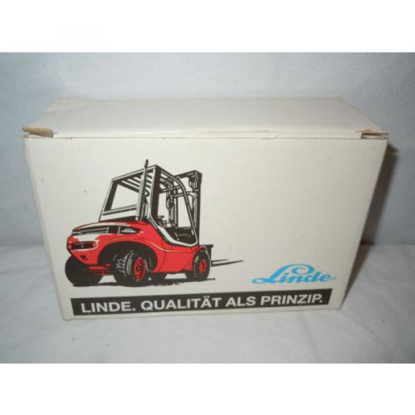 Linde Fork Lift   By Schuco/Gama  1/25th Scale #9 image