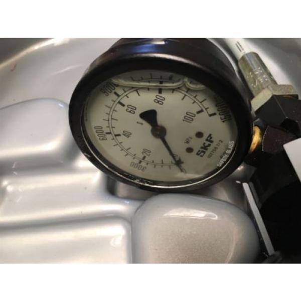 SKF Maintanance Product 729124 Hydraulic Hand Pump 1000 Bar Capacity #8 image