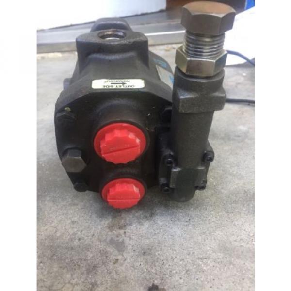 Vickers  Hydraulic Pump #3 image