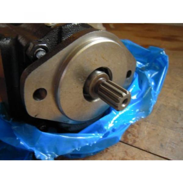 Parker Hydraulic Rotary Pump # 3597453 NEW #6 image