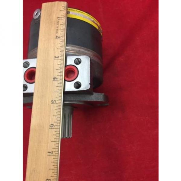 ONE NEW PARKER HANNIFIN Hydraulic Motor 73131 C116A-106-AM-0 #11 image