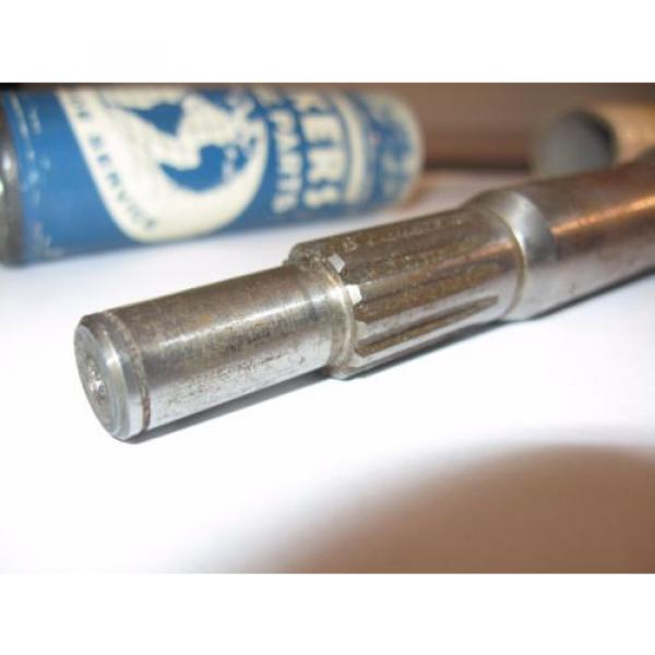 Vickers Hydraulic Pump Shaft #1244411, NOS #8 image