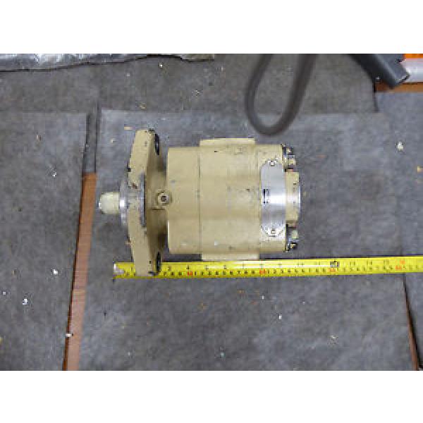 PARKER COMMERCIAL HYDRAULIC PUMP # 312-9710-157 #1 image