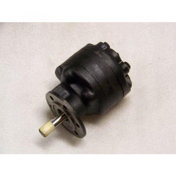 Hydreco Pump 1515MC3B1BB 5/8&#034; Shaft Bi-Directional 13.8 GPM #1 image