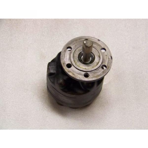Hydreco Pump 1515MC3B1BB 5/8&#034; Shaft Bi-Directional 13.8 GPM #3 image