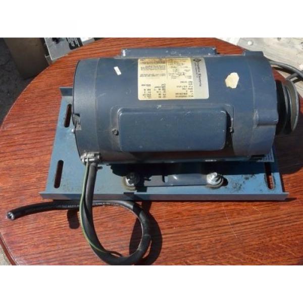 FRANKLIN ELECTRIC,3 PHASE,2HP,208,230,460 VOLTS,WITH MOUNTING BRACKET #1 image