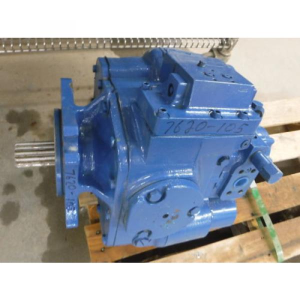 Eaton Hydrostatic Pump 7620-105 Hydraulic Industrial Commercial Pumps Tractor #2 image