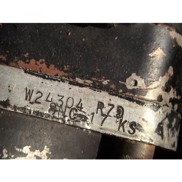 origin OEM CESSNA EATON 70142 RFQ Medium Duty Piston Pump CASE BOBCAT SKID STEER #3 image