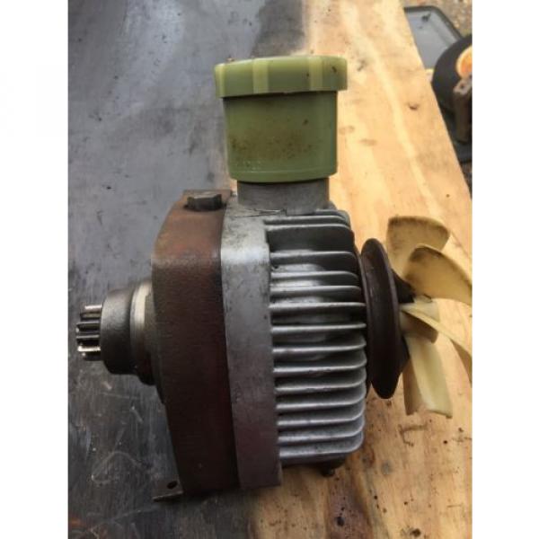 Eaton Hydro Pump for walker 700011,010290ccw #1 image