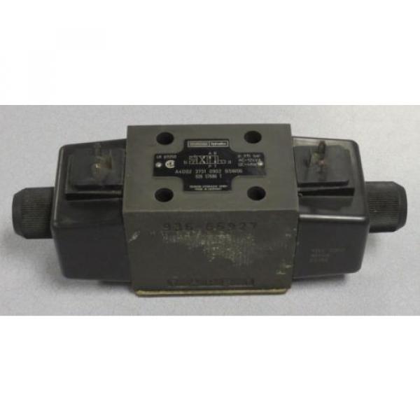 DENISON Hydraulics Directional Valve M/N:A4D02 3751 0902 B5W06 CODE: 026-57686 T #1 image