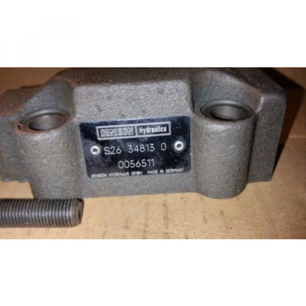 DENISON HYDRAULICS R4V03 543 10  HYDRAULIC RELIEF VALVE S26 34813 0 MAKE OFFER #4 image
