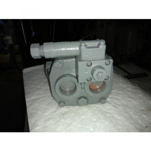 Hydraulic Pump Vickers PVB 15 RSY 31 201cubic inches per revolution #2 image