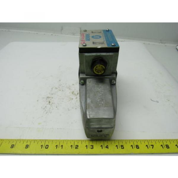 Vickers 880027 PA5DG4S4-LW-012A-B-60 Hydraulic Directional Control Valve #4 image