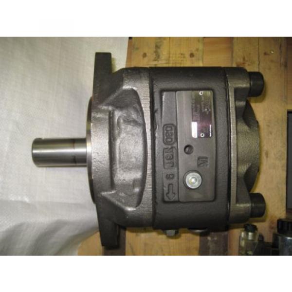 Rexroth amp; Parker Hydraulic pumps PGH5-30/080RE11VU2 #1 image