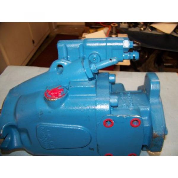 Vickers Eaton Variable Discplacement Hydraulic Pump origin Original #1 image