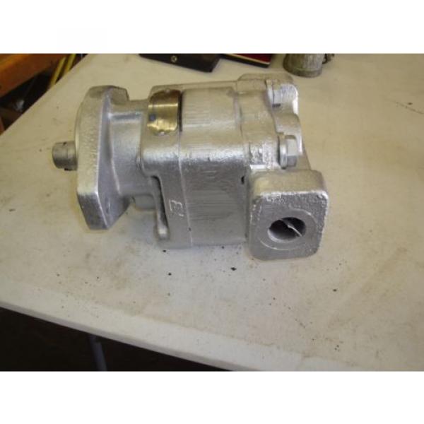 COMMERCIAL INTERTECH HYDRAULIC PUMP 324 9110 268 FREE SHIPPING #3 image