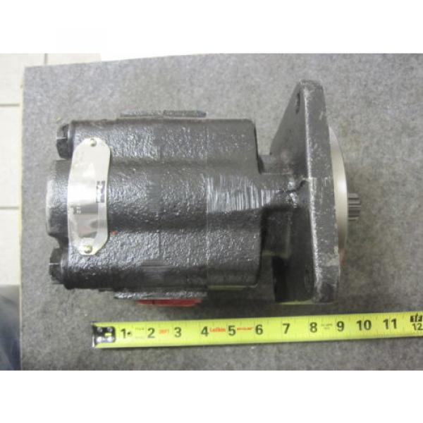NEW PARKER COMMERCIAL HYDRAULIC PUMP # 312-9111-412 #1 image