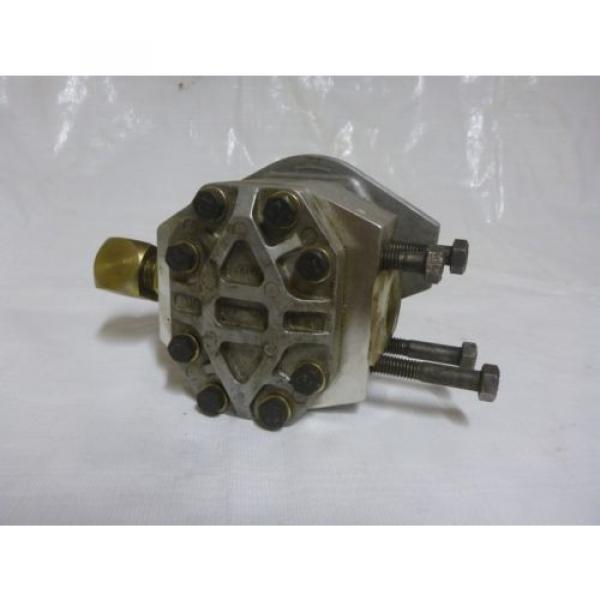 Shimadzu YP-15 Series Hydraulic Gear Pump #2 image