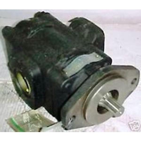 Commercial Shearing Hydraulic Gear Pump P330C-497-BI-AB05-25-GV #1 image