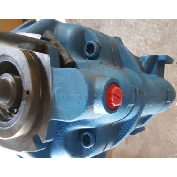 New Eaton Vickers Hydraulic Piston Pump PVM131MR / 123AL00829A #4 image