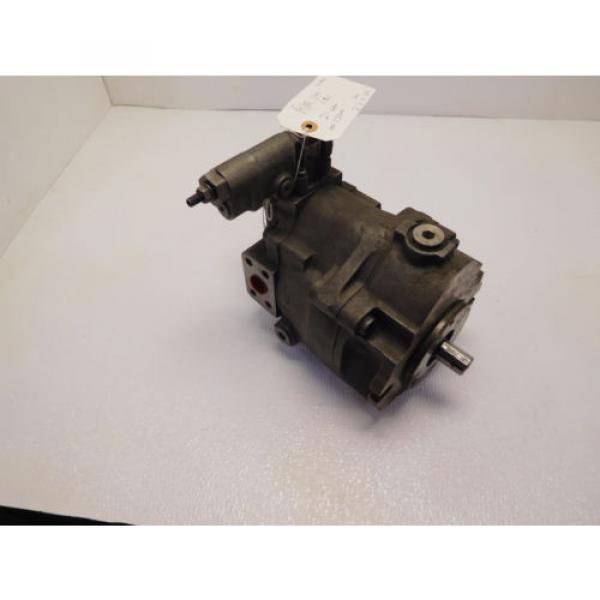 Vickers PVM045/050 Hydraulic Piston Pump #1 image