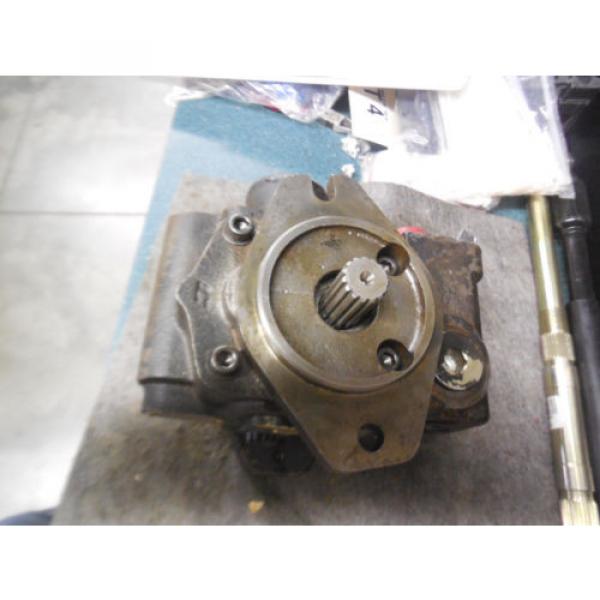 NEW CASE 401363A2 HYDRAULIC PUMP 337-9202-007 PARKER COMMERCIAL #2 image