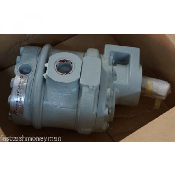 KENNEDY PD311PAAF10 ROTARY HYDRAULIC PUMP PARKER 152A905-1 62C35577 0.500-14 NPT #1 image